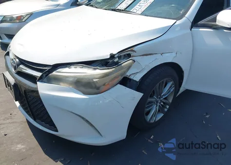 2017 Toyota Camry Se z USA, uszkodzony, nr VIN 4T1BF1FKXHU748017